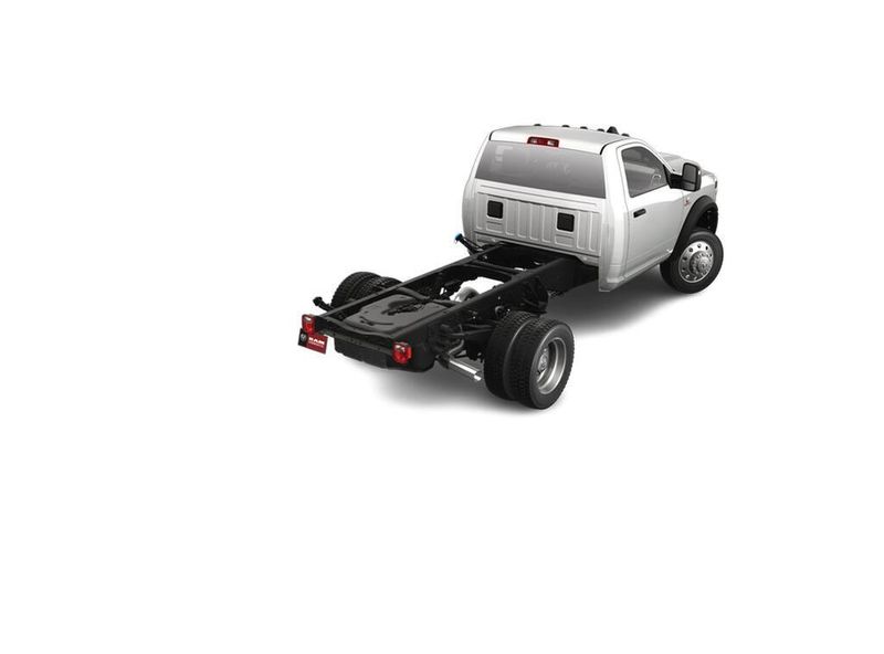 2025 RAM 5500 Chassis Cab TRADESMAN REGULAR 4X4 60