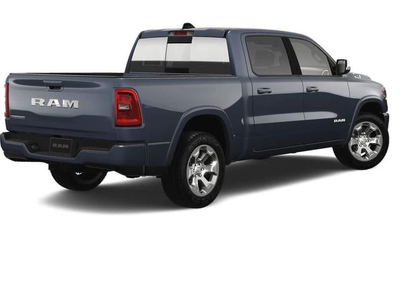 2025 RAM 1500 Big Horn Crew Cab 4x2 5