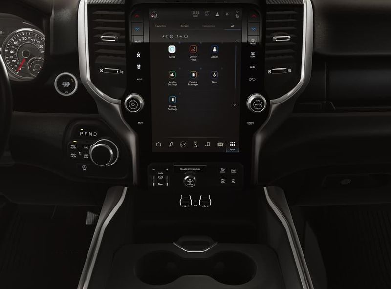 New 2026 RAM 1500 Big Horn Crew Cab 4x4 5'7' Box