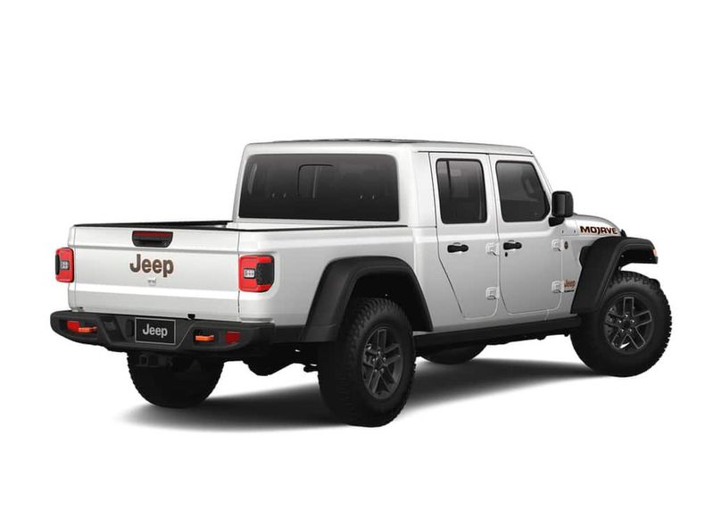 2025 Jeep Gladiator Mojave 4x4Image 2