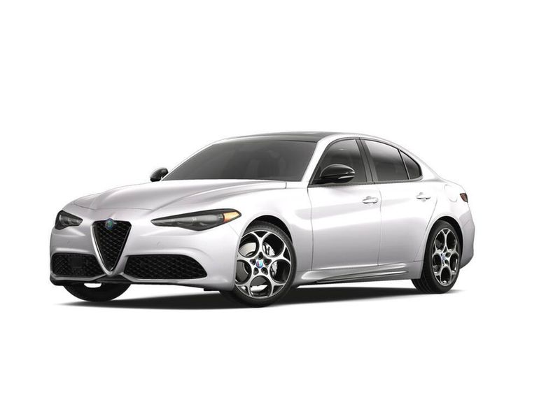 New 2025 Alfa Romeo Giulia AwdImage 1