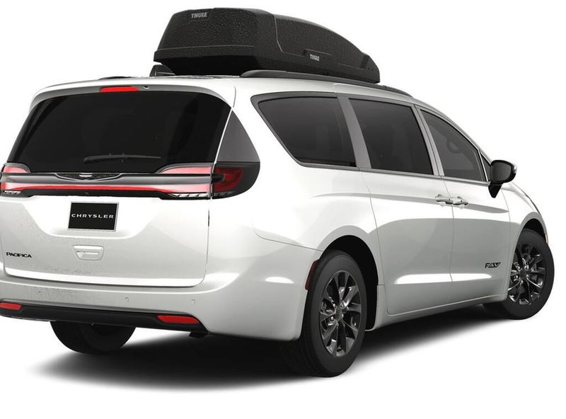 2025 Chrysler Pacifica SelectImage 2