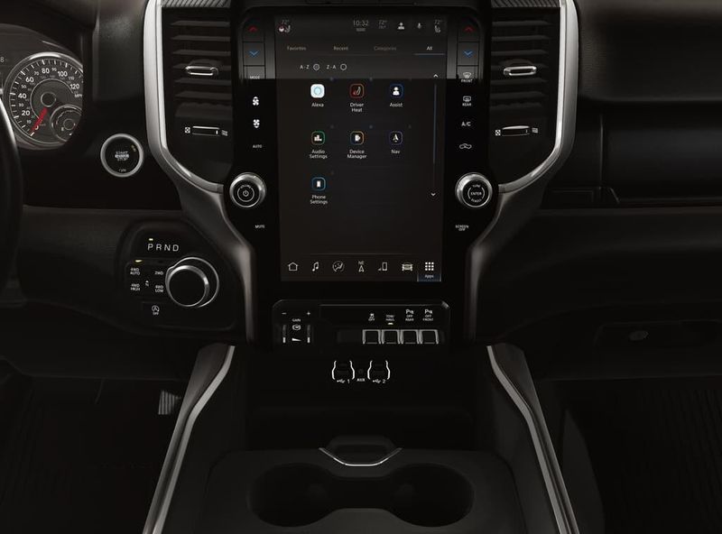 2026 RAM 1500 Big Horn Crew Cab 4x4 5'7' Box