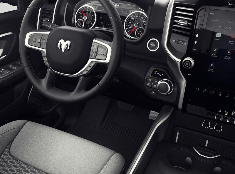 New 2027 RAM 1500 Big Horn Crew Cab 4x4 5