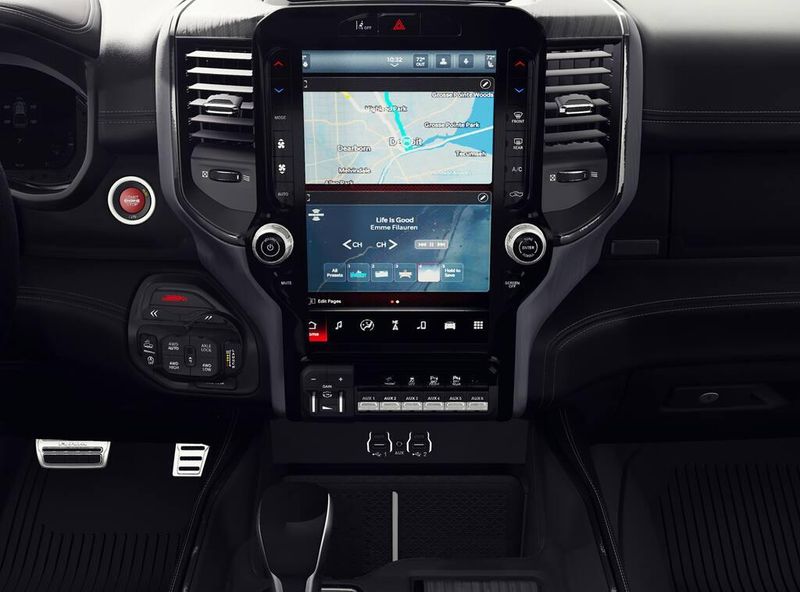 New 2027 RAM 1500 Rho Crew Cab 4x4 5