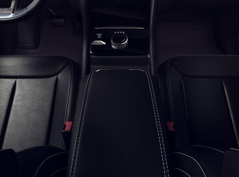 New 2026 Jeep Grand Cherokee L Limited 4x4Image 4