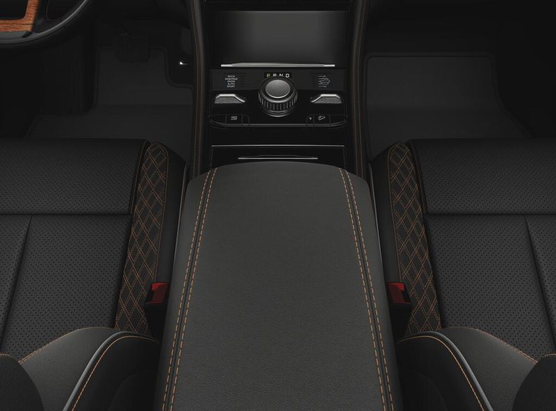 New 2025 Jeep Grand Cherokee Summit Reserve 4x4Image 4
