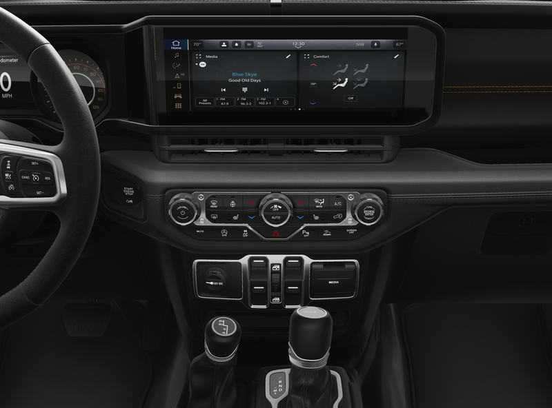 2025 Jeep Gladiator Sport photo 3
