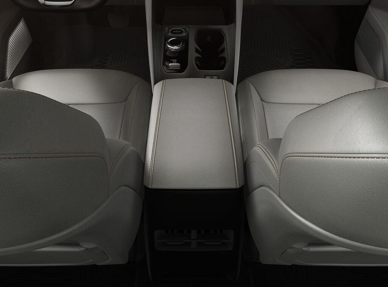 2026 Jeep Cherokee Limited photo 2