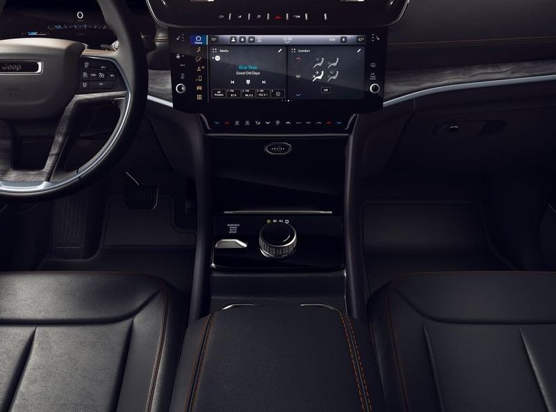 New 2026 Jeep Grand Cherokee L 85th Anniversary Edition 4x4