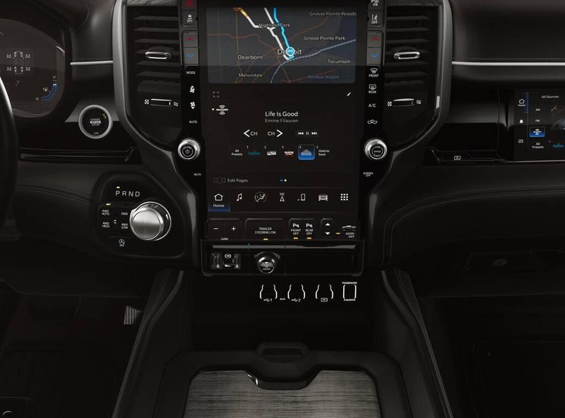 2026 Ram 1500 Limited photo 3