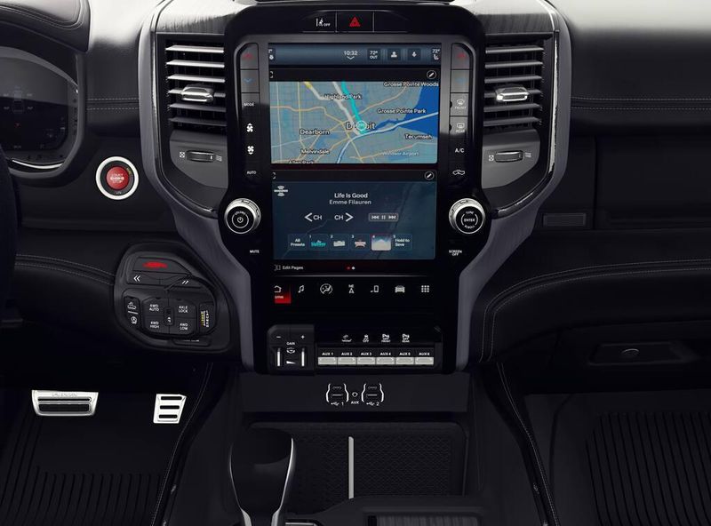 New 2027 RAM 1500 Rho Crew Cab 4x4 5