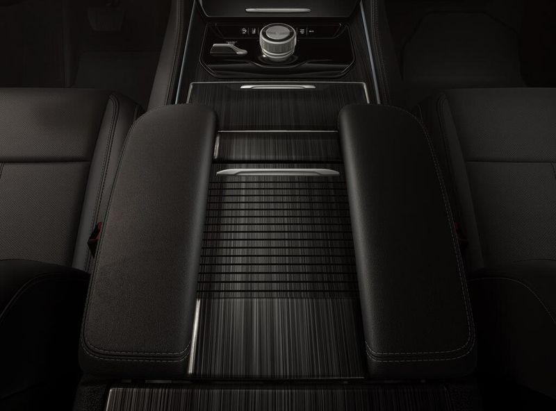 2026 Jeep Grand Grand Wagoneer Wagoneer 4x4Image 4