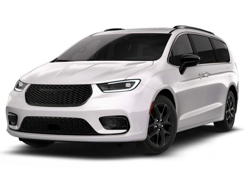 New 2026 Chrysler Pacifica Limited