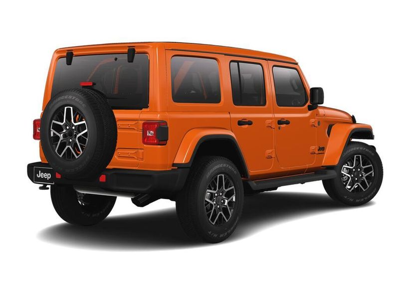 2025 Jeep Wrangler 4-door SaharaImage 2