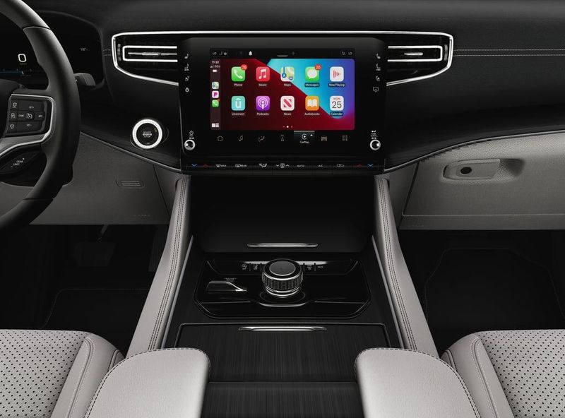 2025 Jeep Wagoneer Base photo 4