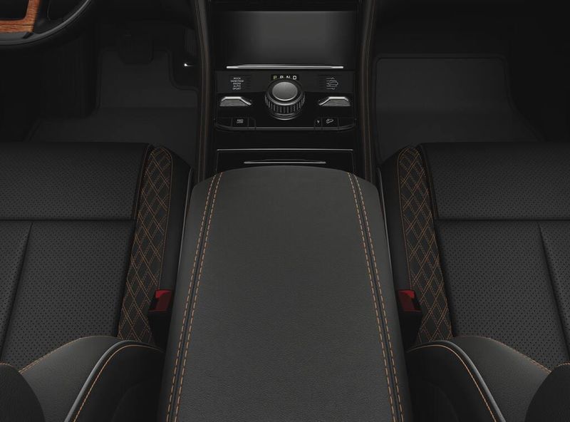 2025 Jeep Grand Cherokee L Summit Reserve 4x4Image 4