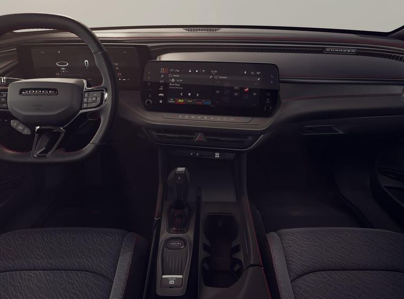 New 2026 Dodge Charger Scat Pack 4-door AwdImage 6