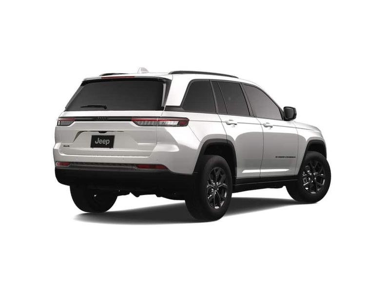 2025 Jeep Grand Cherokee Altitude X 4x4Image 2