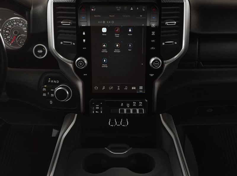 2026 RAM 1500 Big Horn Crew Cab 4x4 5'7' Box