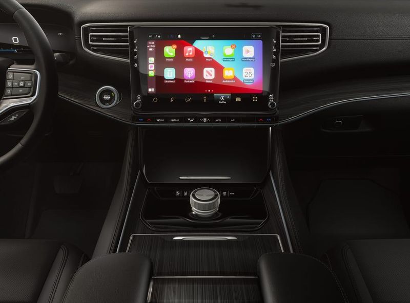 2026 Jeep Grand Grand Wagoneer Wagoneer 4x2Image 5