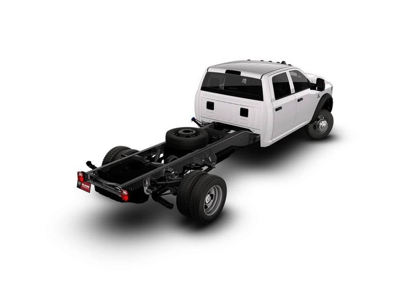 New 2026 RAM 5500 Tradesman Chassis Crew Cab 4x4 84