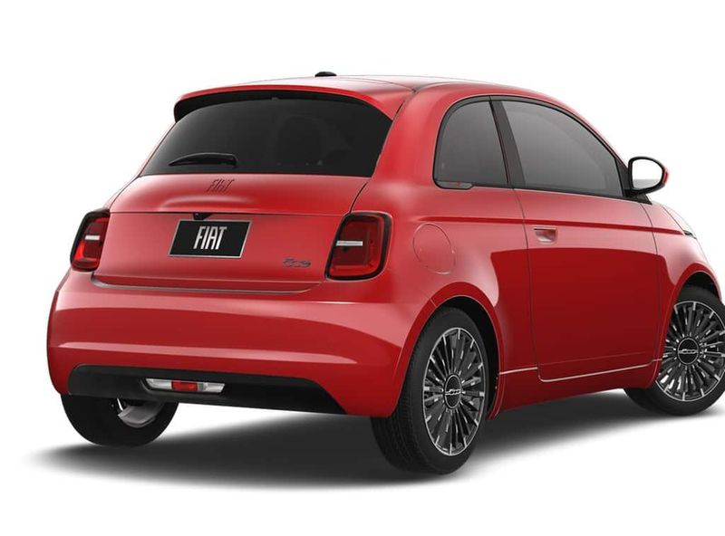 New 2024 Fiat 500e Inspi(red)Image 2