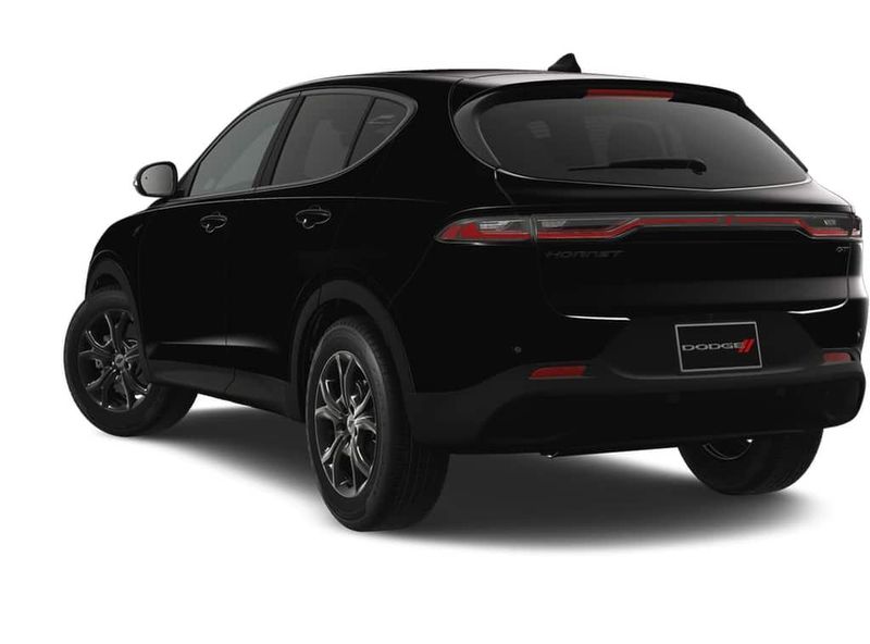 2025 Dodge Hornet GT photo 2