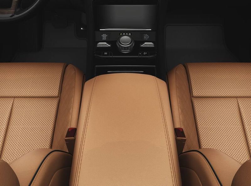 2025 Jeep Grand Cherokee L Summit 4x4Image 4