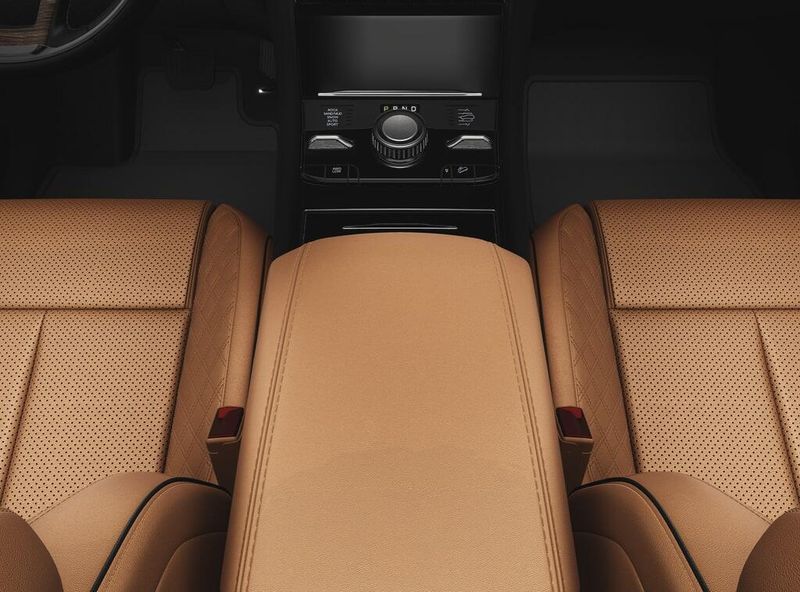 2025 Jeep Grand Cherokee Summit 4x4Image 4