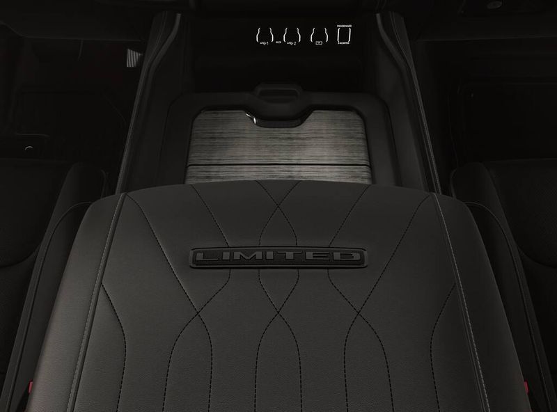 New 2026 RAM 1500 Limited Crew Cab 4x4 5