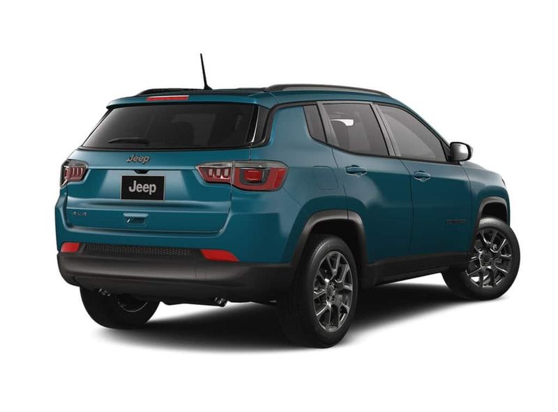 New 2026 Jeep Compass Latitude Altitude 4x4Image 2