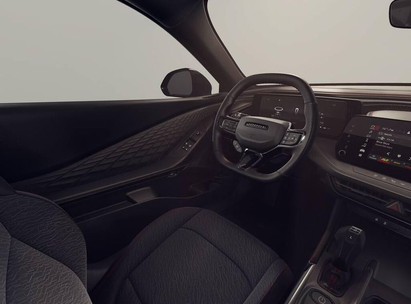 New 2026 Dodge Charger Scat Pack 2-door AwdImage 8