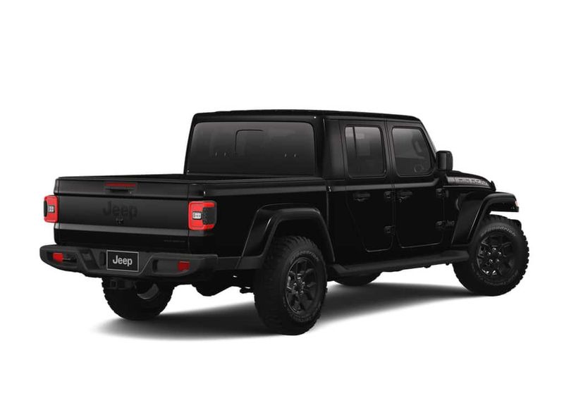2025 Jeep Gladiator Sport photo 2