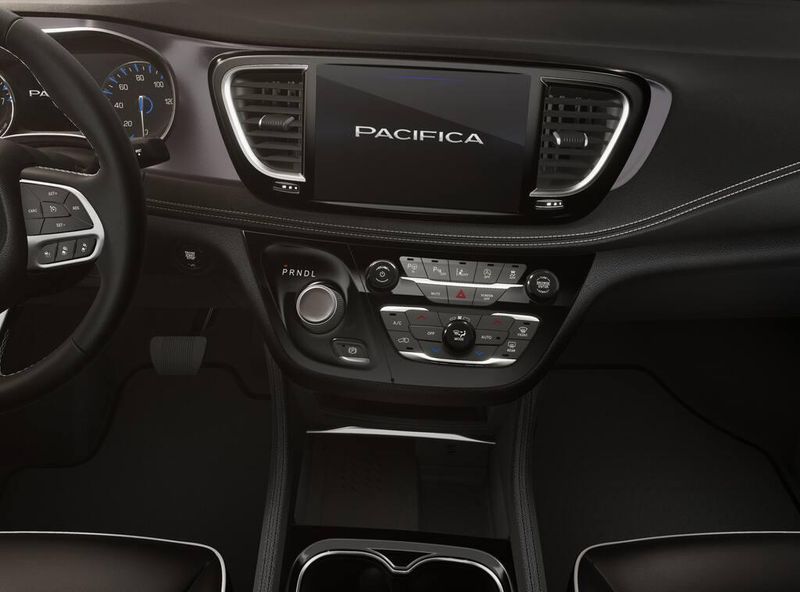 New 2026 Chrysler Pacifica LimitedImage 5