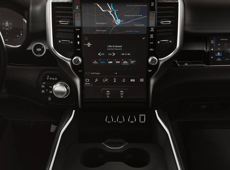 New 2026 RAM 1500 Laramie Crew Cab 4x4 5