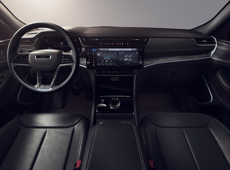 New 2026 Jeep Grand Cherokee Limited 4x4