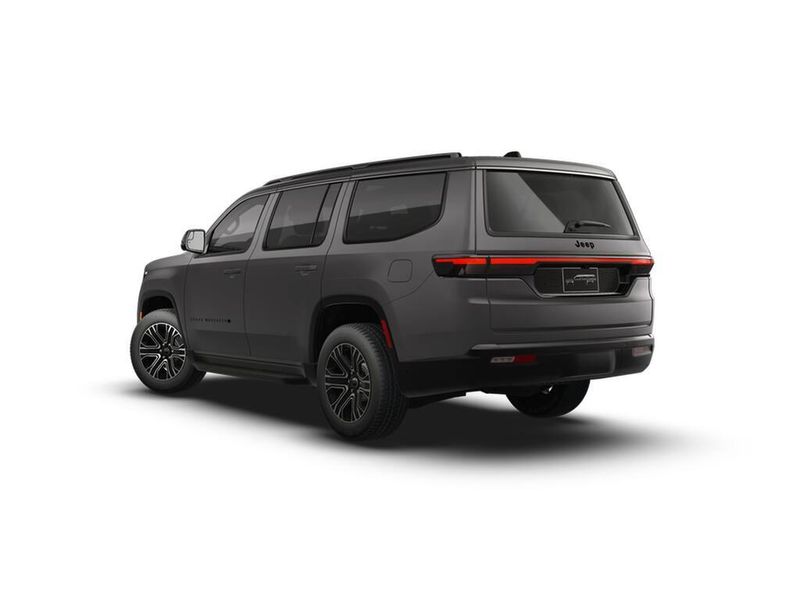 2026 Jeep Grand Wagoneer 4x2