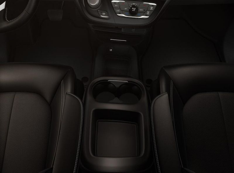 2026 Chrysler Pacifica photo 3