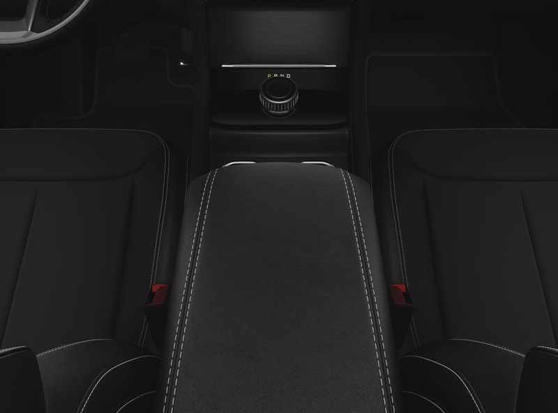 2025 Jeep Grand Cherokee L Altitude X 4x4Image 4