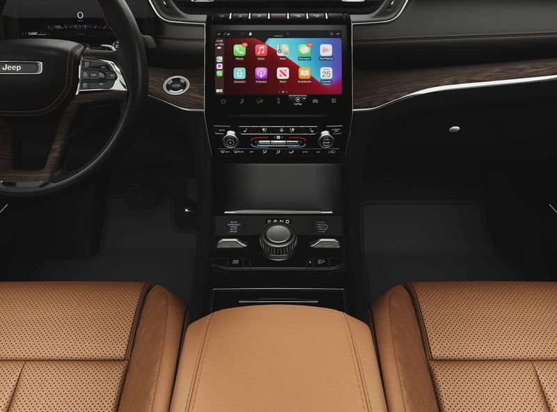 2025 Jeep Grand Cherokee Summit 4x4Image 5