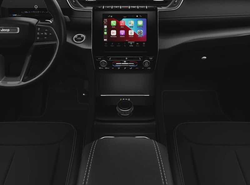 2025 Jeep Grand Cherokee L Altitude X 4x4Image 5
