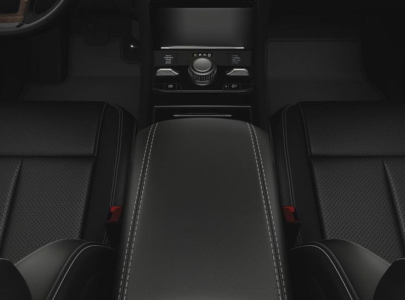 New 2025 Jeep Grand Cherokee Overland 4x4Image 4