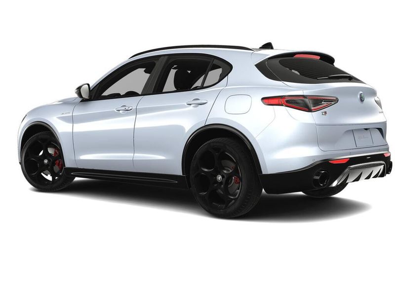 New 2025 Alfa Romeo Stelvio AwdImage 2
