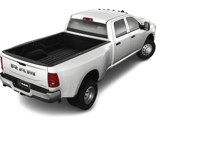 2025 RAM 3500 Tradesman Crew Cab 4x4 8