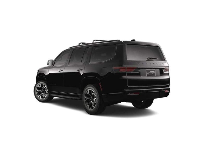 2025 Jeep Wagoneer Overland 4x4Image 2