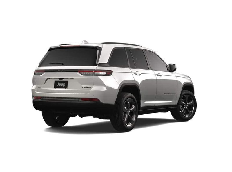 New 2025 Jeep Grand Cherokee Limited 4x4Image 2