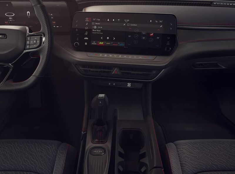 New 2026 Dodge Charger Scat Pack 2-door AwdImage 5