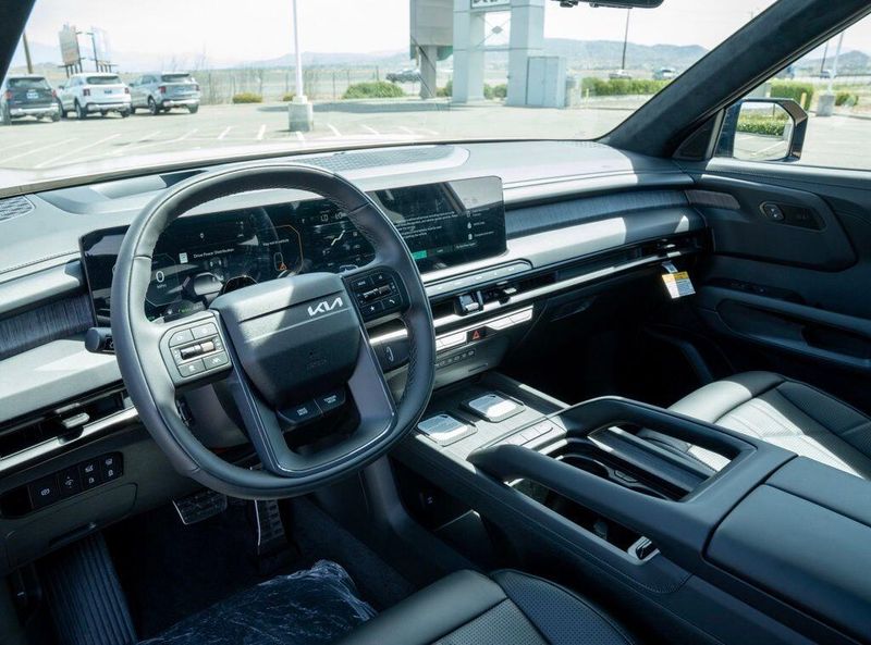 New 2027 Kia Telluride Hybrid X-Line SX PrestigeImage 10
