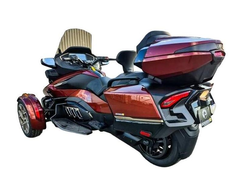 New 2026 Can-Am SPYDER RT SEA-TO-SKY (SE6) Image 7
